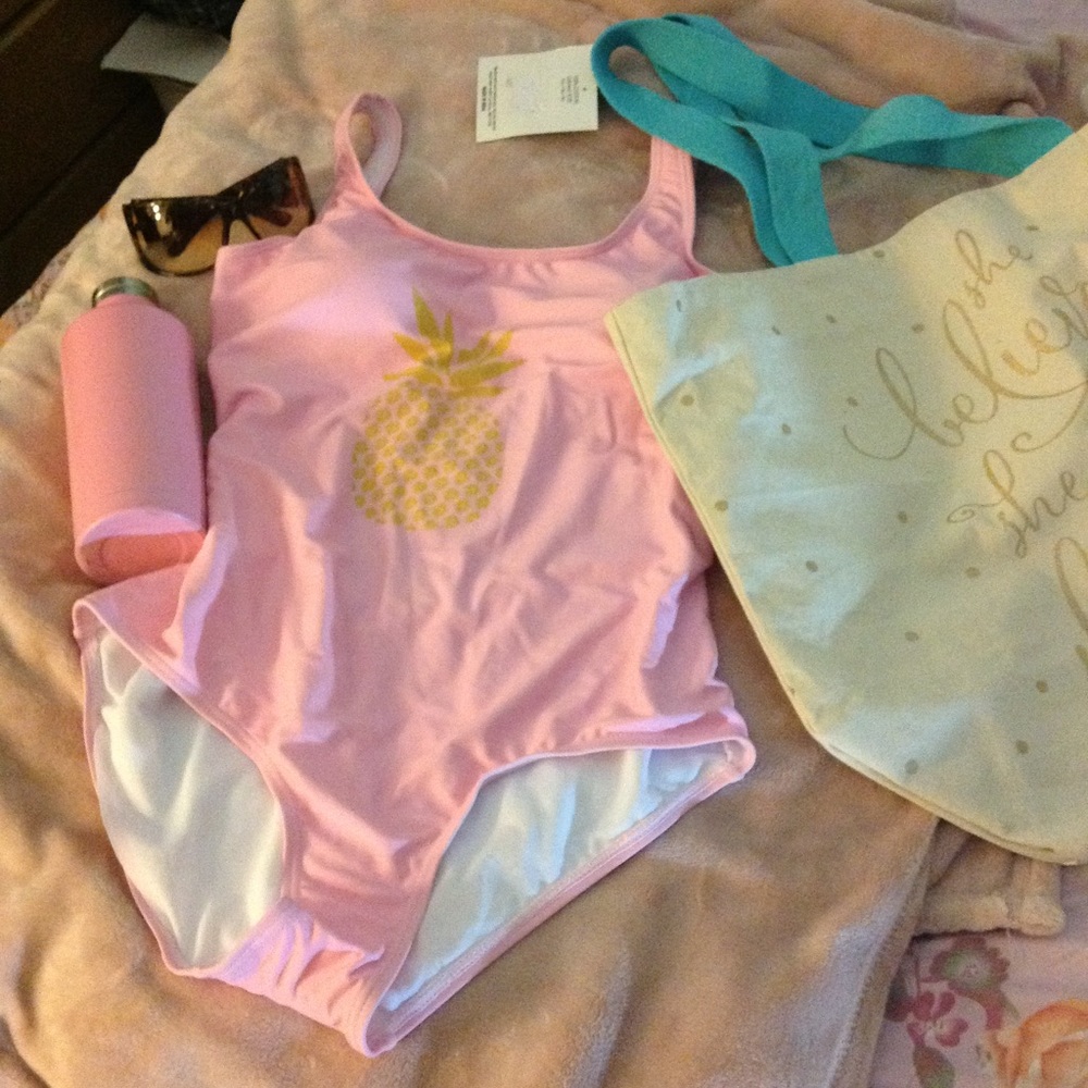 Cute pink pineapple one piece bathing suit - Picture 6 of 6